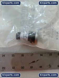 Eaton C22-DL-G-K10-120VAC Push Button – actual item, photo 2 of 5