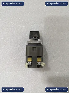 IDEC BS010E ASTN Selector Switch Black Knob – actual item, photo 9 of 12