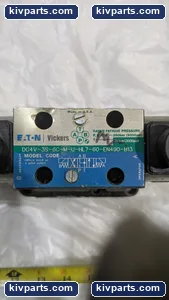 Eaton 02-337608 Vickers Valve – actual item, photo 4 of 9