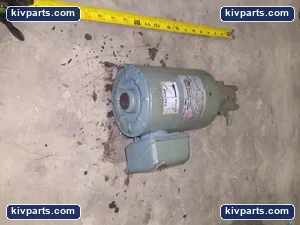 Nippon OIL Pump TOP-1ME200-1-13MAVB Motor – actual item, photo 3 of 6