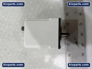 Eaton D65CE1C10A Time Delay Relay – actual item, photo 3 of 6