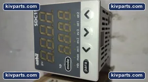 Yamatake SDC15 AC100.240V50/60HZUS12VA Corporation – actual item, photo 2 of 8