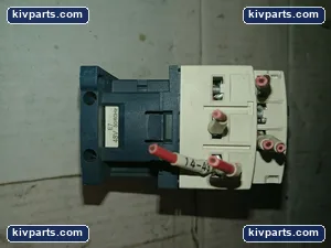 Telemecanique CAD32 Schneider Control Relay – actual item, photo 5 of 5