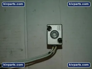 SMC V0301V Solenoid Valve – actual item, photo 3 of 4