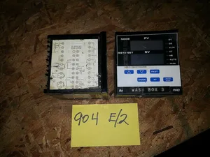 Barber-Colman MAQ3-033 Temperature Controller