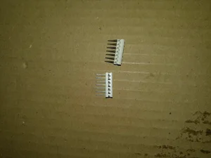 TE Connectivity 640453-7 Connector – actual item, photo 1 of 2