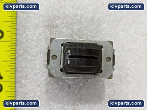 Arrow Hart QST-91 Quiette Tumbler Switch – actual item, photo 3 of 5