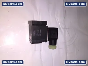 SMC SF4-2DB-80 Solenoid Valve – actual item, photo 2 of 5