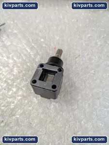 Honeywell 9PA68 Micro Switch – actual item, photo 4 of 6