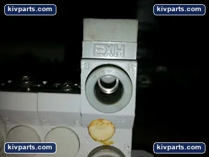 SMC Solenoid Valve Manifold Base – actual item, photo 6 of 6