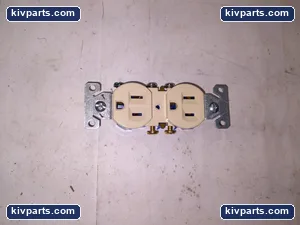 Cooper Grounding Duplex Receptacle – actual item, photo 2 of 5