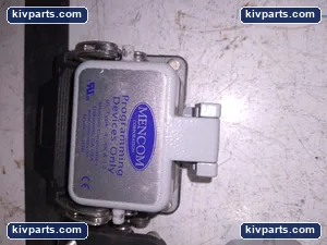 Mencom DBM09-06LS 06 LS Panel Interface Connector – actual item, photo 2 of 6