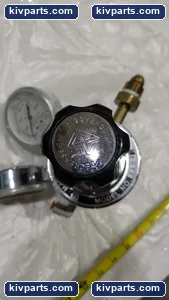 63-3122 200 PSI Gas Regulator – actual item, photo 6 of 10
