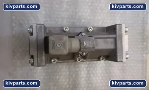 CKD 4F710-L Pilot Solenoid Valve – actual item, photo 2 of 4