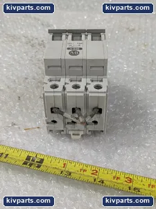 Allen-Bradley 1492-CB3 H030 Miniature Circuit Breaker – actual item, photo 2 of 4