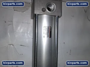 SMC C95SB50-220 ISO Air Cylinder – actual item, photo 2 of 3
