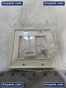 Eaton 2152LA-BOX Wallplate Switch Accessory Light – actual item, photo 5 of 7
