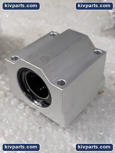 SMA30GUU NB Linear Slide Unit Block – actual item, photo 5 of 7