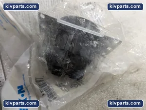 Eaton AH38BK-F NEMA Flush Mount Receptacle – actual item, photo 6 of 7