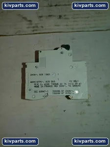 Square D 17471 Miniature Circuit Breaker – actual item, photo 3 of 4