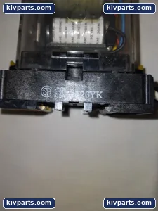 Omron MM2XP-D Relay – actual item, photo 2 of 6