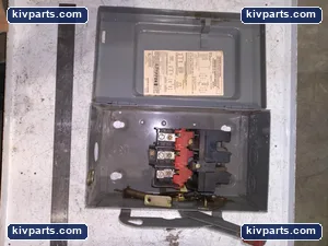 Square D Safety Switch – actual item, photo 2 of 8