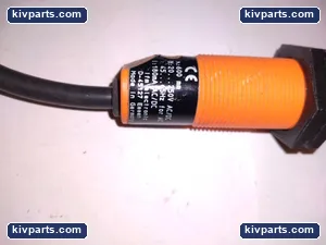 ifm OG0040 Diffuse Photoelectric Sensor – actual item, photo 4 of 7