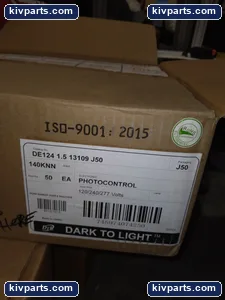 DE124 Photocontrol Lighting Control – actual item, photo 5 of 8
