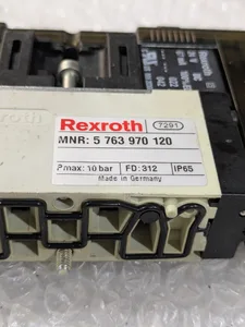Bosch Rexroth CD26-PL Hydraulic Cylinder – actual item, photo 1 of 7