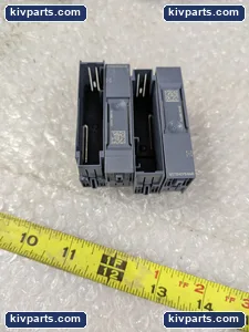 Siemens 6ES7133-6CV15-1AM0 Simatic ET BU Cover – actual item, photo 2 of 5