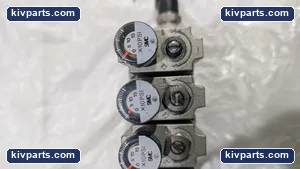 SMC ARM1000 Arm Manifold Regulator – actual item, photo 4 of 7