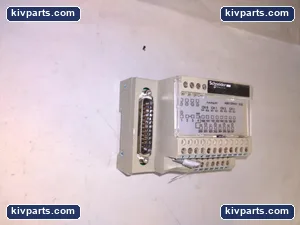 Schneider Electric ABE7-CPA21 Analog Sub-Base 4 Channel PLC – actual item, photo 4 of 9