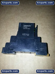 Omron P70D Module Socket with DIN Rail Base – actual item, photo 3 of 3