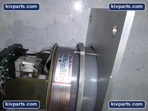 Dwyer – actual item, photo 2 of 8