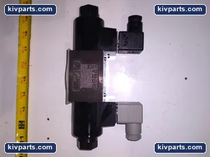 DSG-01-3C9-D24-N-70 ALA Industries Yuken – actual item, photo 5 of 10
