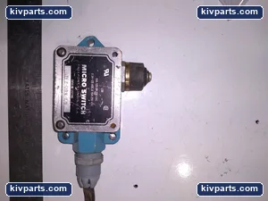 Honeywell DTF2-2RN-LH Micro Switch – actual item, photo 2 of 6