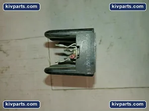 Bussmann 30 Fuse Block Holder – actual item, photo 3 of 3