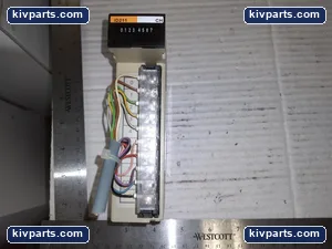 Omron C200H-ID211 Terminal Block – actual item, photo 2 of 4