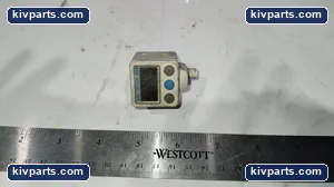 SMC ZSE40A-NO1-P-L Sensor Switch – actual item, photo 2 of 4