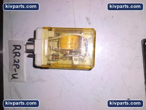 IDEC RR2P-U Relay – actual item, photo 3 of 4