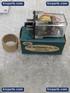 Farmer Electric LS-2 PEIM Photoelectric Control – actual item, photo 4 of 8