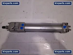 SMC CLA2D40TN-200-P Fine Lock Tie Rod Cylinder – actual item, photo 2 of 3