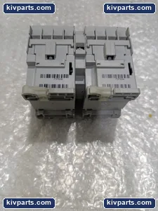 Allen-Bradley 100-C09E Reversing Interlock Aux Block – actual item, photo 2 of 6