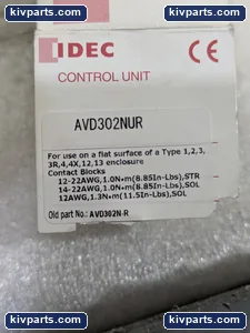 IDEC AVD302NUR Emergency Stop Switch – actual item, photo 2 of 7