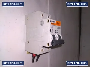 Merlin Gerin C32N Miniature Circuit Breaker – actual item, photo 5 of 10