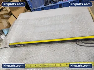 Keyence GL-S32SH-R Safety Light Curtain Receiver – actual item, photo 4 of 5