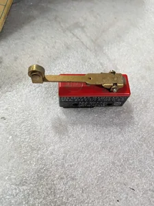 Arrow Hart HD3-X1 Roller Lever Micro Limit Switch