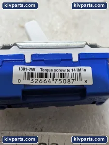 Eaton 15A-120VAC Single Polw Toggle Switch – actual item, photo 4 of 8