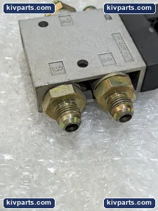 Festo CPE24-M1H-3GLS-3/8 163169 Solenoid Valve – actual item, photo 5 of 6