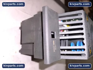 Siemens S7 6SL3225-0SE17-5UA3 PLC Module – actual item, photo 4 of 6